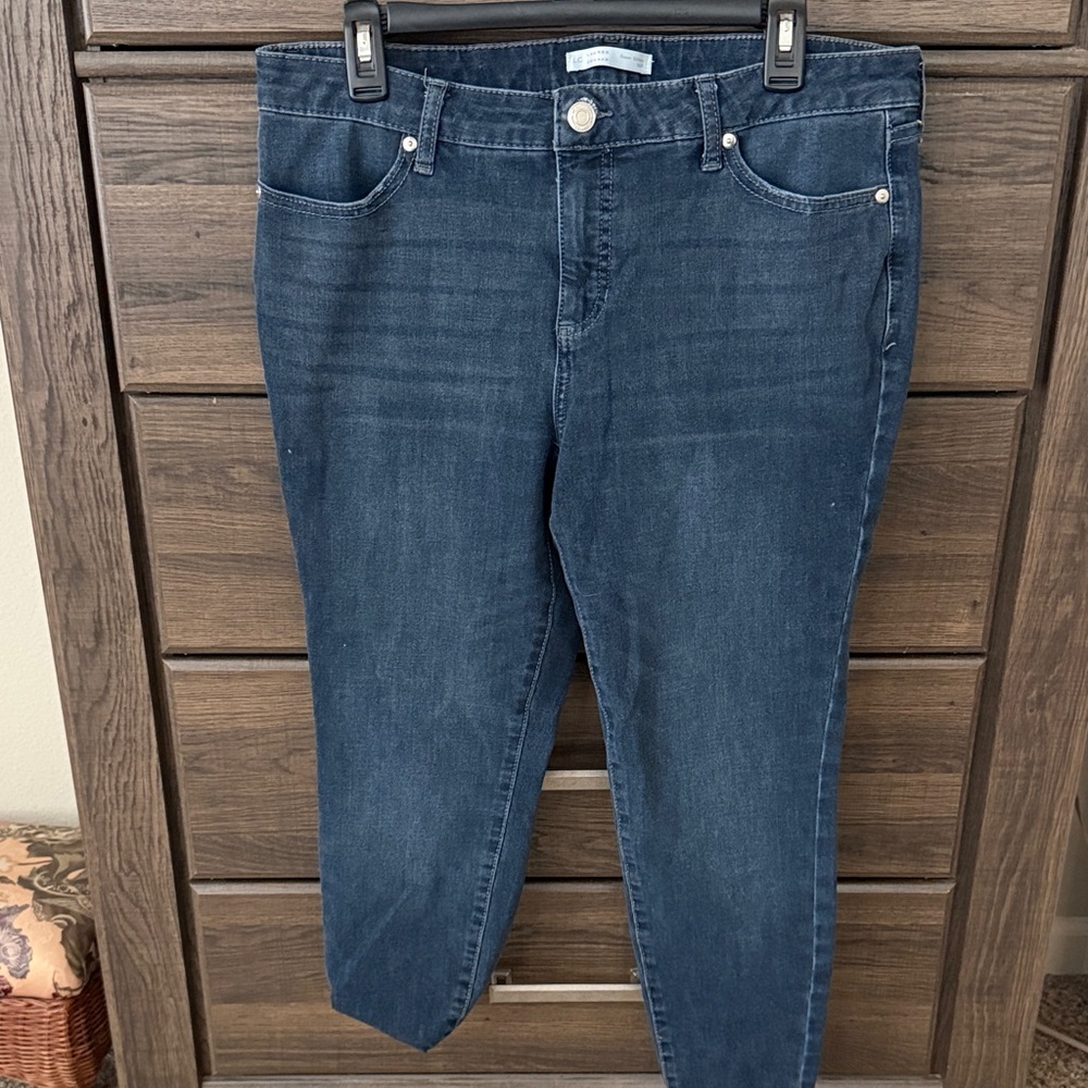 LC Lauren Conrad Dark Blue Ankle Jeans